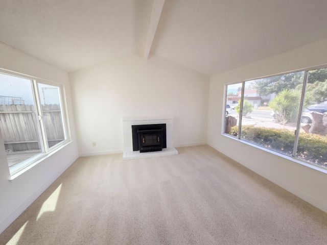 6300 Seyferth Way, Sacramento, CA 95823