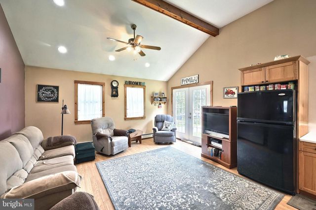 2467 PLEASANT VIEW DR, York, PA 17406