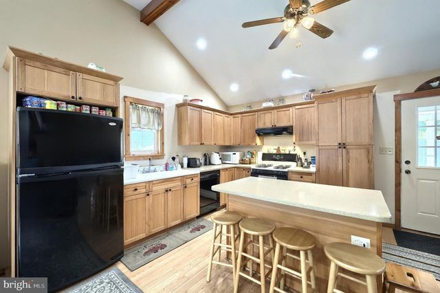 2467 PLEASANT VIEW DR, York, PA 17406