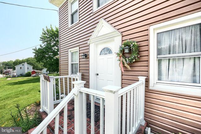 2467 PLEASANT VIEW DR, York, PA 17406