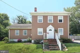 2467 PLEASANT VIEW DR, York, PA 17406