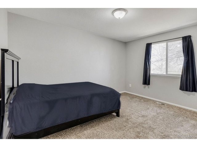 2556 S Cimarron St, Aurora, CO 80014