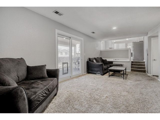 2556 S Cimarron St, Aurora, CO 80014