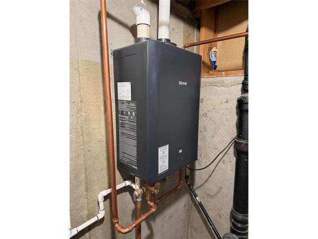 2556 S Cimarron St, Aurora, CO 80014