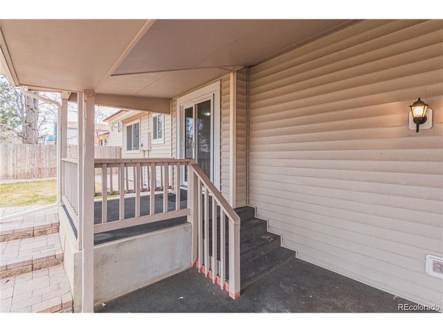 2556 S Cimarron St, Aurora, CO 80014