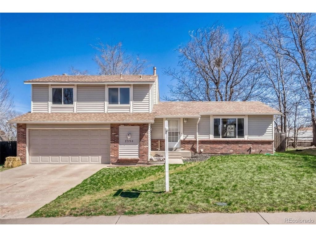 2556 S Cimarron St, Aurora, CO 80014