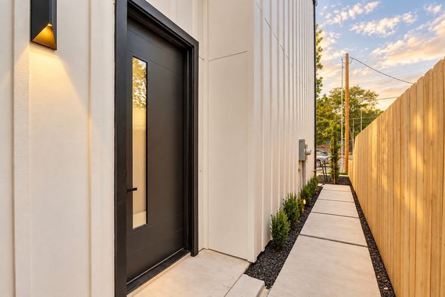 316 Avenue L, Dallas, TX 75203