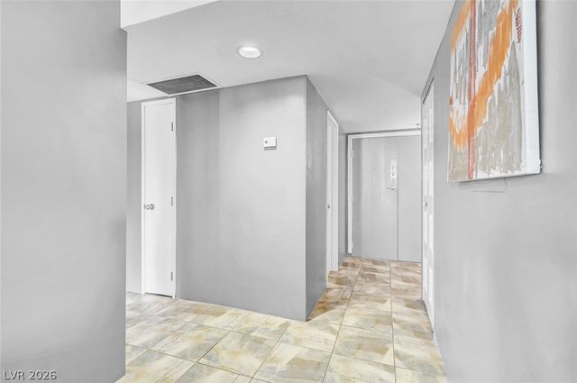 3111 Bel Air Drive 4F, Las Vegas, NV 89109
