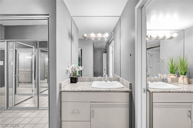 3111 Bel Air Drive 4F, Las Vegas, NV 89109