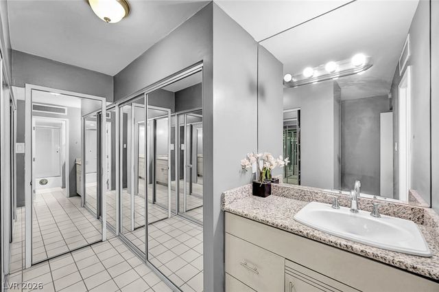 3111 Bel Air Drive 4F, Las Vegas, NV 89109
