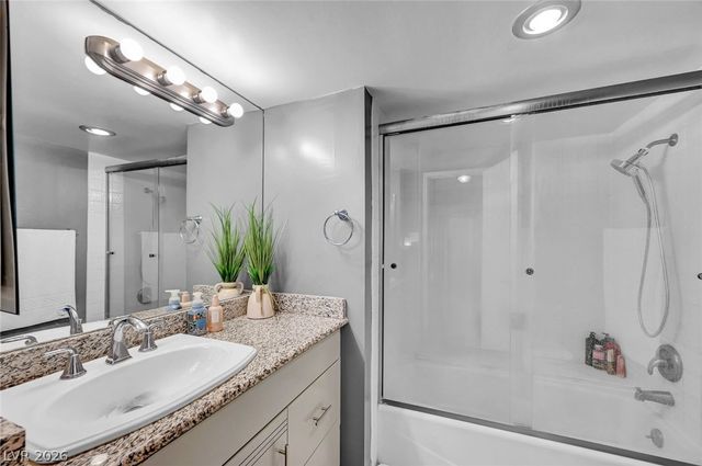 3111 Bel Air Drive 4F, Las Vegas, NV 89109