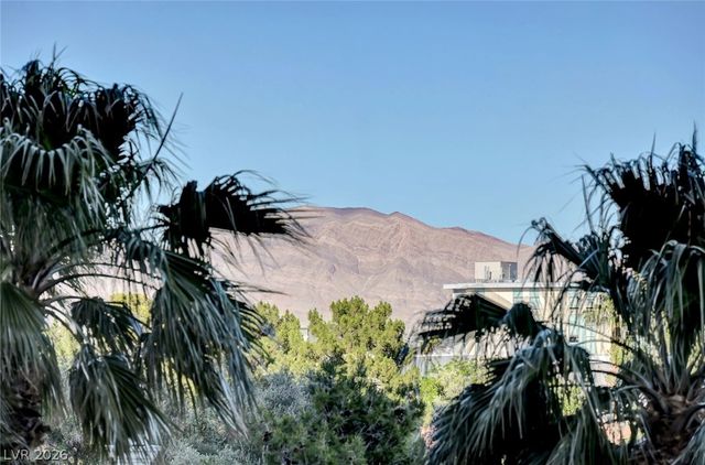 3111 Bel Air Drive 4F, Las Vegas, NV 89109