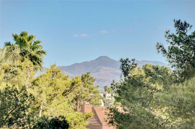 3111 Bel Air Drive 4F, Las Vegas, NV 89109