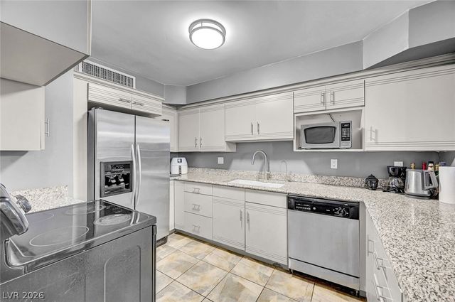 3111 Bel Air Drive 4F, Las Vegas, NV 89109