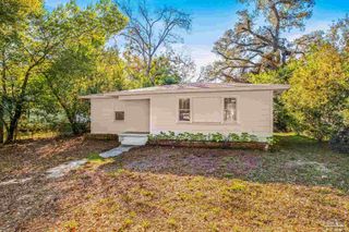 3907 W Blount St, Pensacola, FL 32505