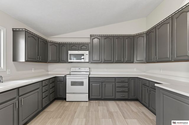 9316 Talmadge Road, Plattsmouth, NE 68048