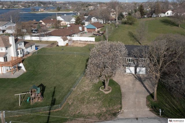 9316 Talmadge Road, Plattsmouth, NE 68048