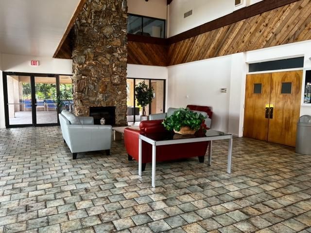 260 NW 76th Avenue 108, Margate, FL 33063