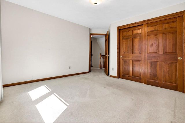 951 E FOXMOOR LANE, Appleton, WI 54911