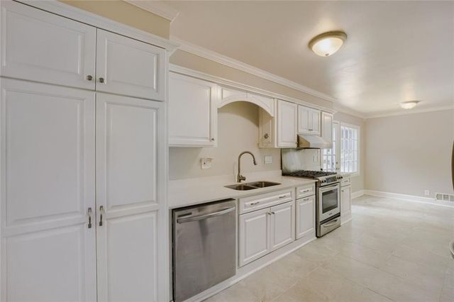 5717 Braddock Court, Atlanta, GA 30350