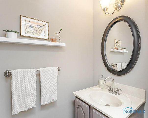 6023 Brainard Drive, Sylvania, OH 43560