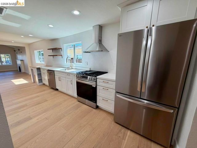1327 Ward St, Berkeley, CA 94702