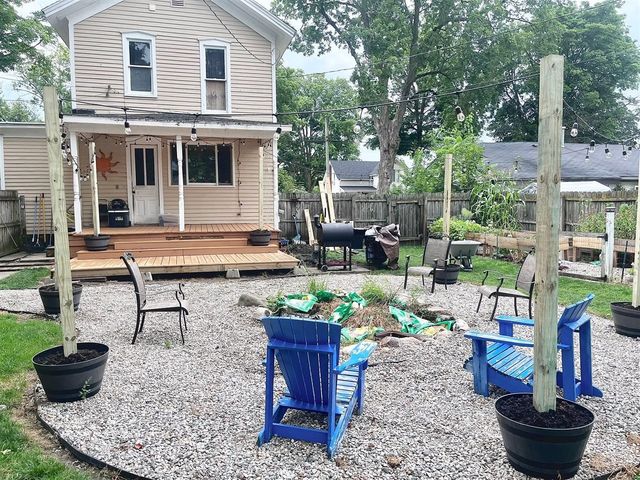 711 Maple Street, Three Rivers, MI 49093