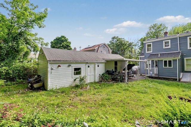 140 Emmett Avenue, Derby, CT 06418