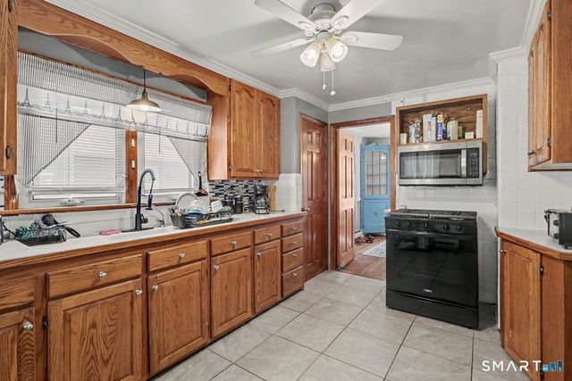 140 Emmett Avenue, Derby, CT 06418