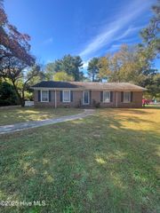 21920 Buie Street, Wagram, NC 28396