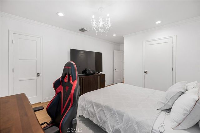 10455 Lindbrook Drive, Los Angeles, CA 90024