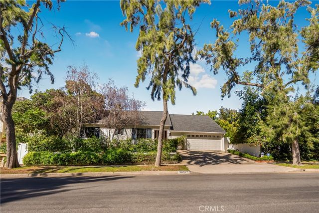10455 Lindbrook Drive, Los Angeles, CA 90024