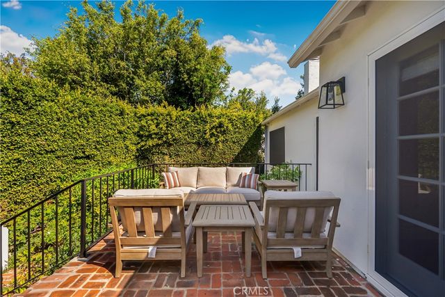 10455 Lindbrook Drive, Los Angeles, CA 90024