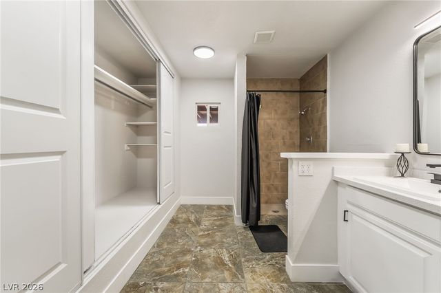 28 Hansen Street, Henderson, NV 89015