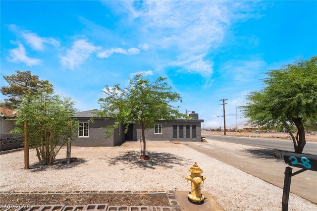 28 Hansen Street, Henderson, NV 89015