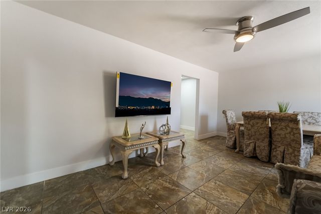 28 Hansen Street, Henderson, NV 89015