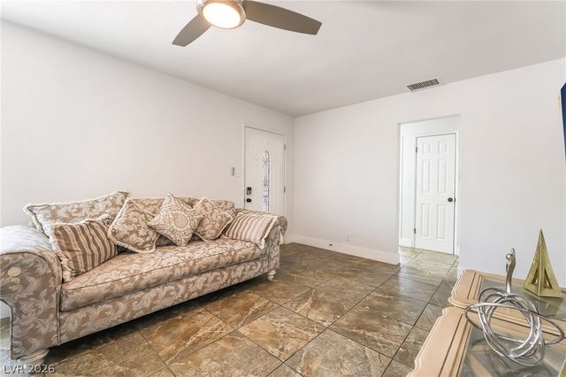 28 Hansen Street, Henderson, NV 89015