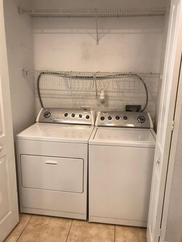 1430 Via Alferi, Boynton Beach, FL 33426