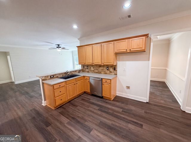 8635 Amsbury Way, Cumming, GA 30041