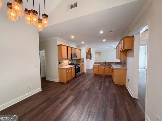 8635 Amsbury Way, Cumming, GA 30041