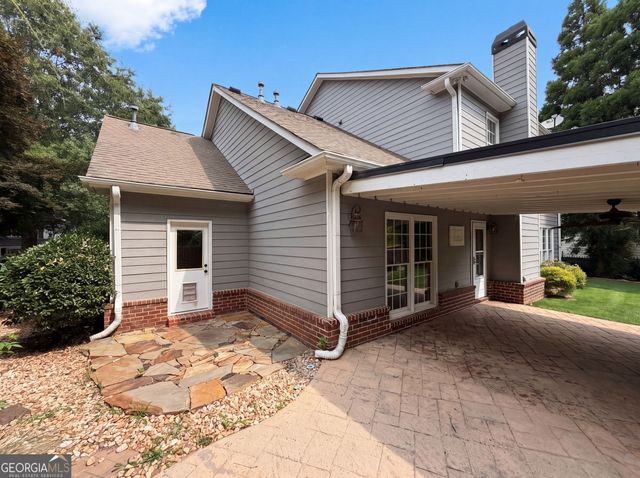 8635 Amsbury Way, Cumming, GA 30041