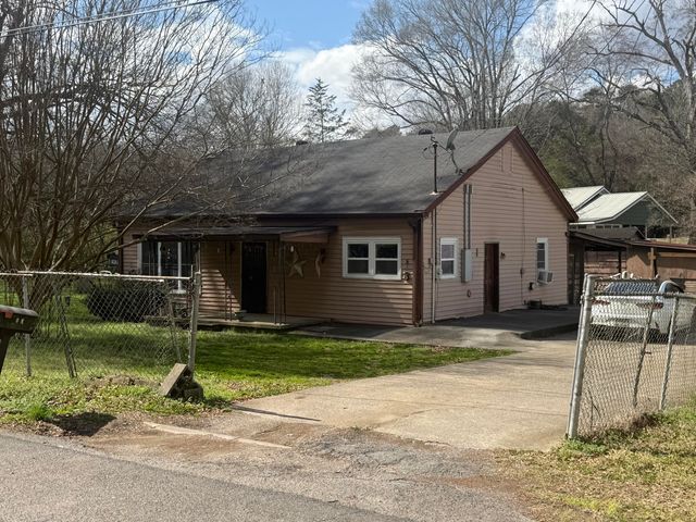 130 N Curran Street, Summerville, GA 30747