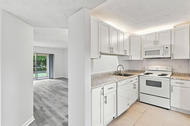 8820 Royal Palm Boulevard 101-4, Coral Springs, FL 33065