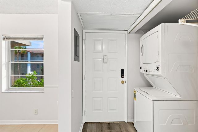 8820 Royal Palm Boulevard 101-4, Coral Springs, FL 33065