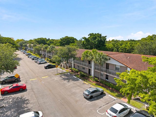 8820 Royal Palm Boulevard 101-4, Coral Springs, FL 33065