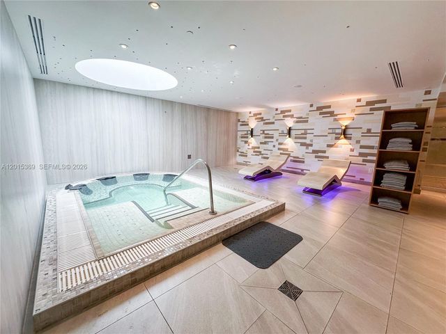 6899 Collins Ave 1610, Miami Beach, FL 33141