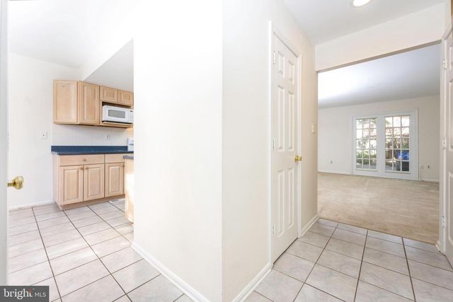 6705 SURREYWOOD LN, Bethesda, MD 20817