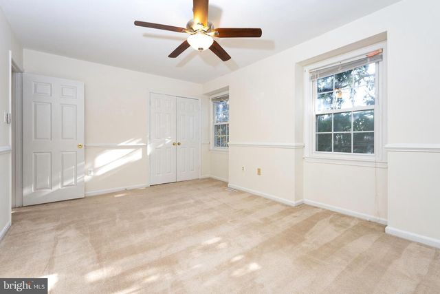 6705 SURREYWOOD LN, Bethesda, MD 20817
