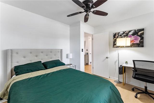 1101 NE 2nd Street, Bentonville, AR 72712