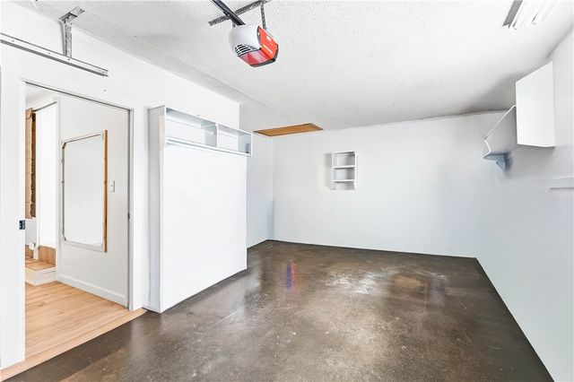 1101 NE 2nd Street, Bentonville, AR 72712